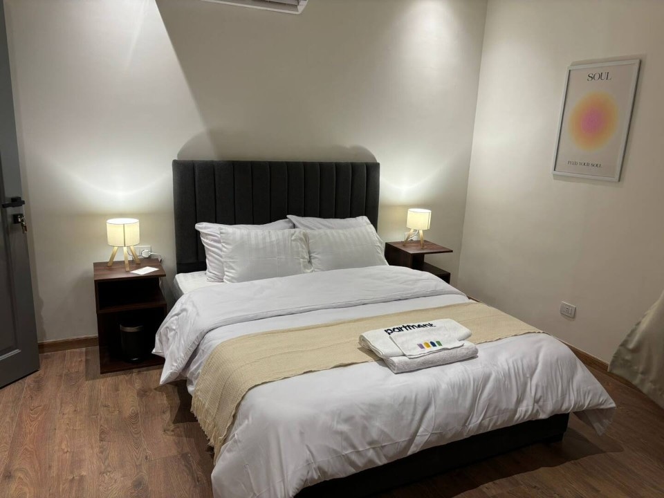 Nile-View | Luxe 1BR Apartment