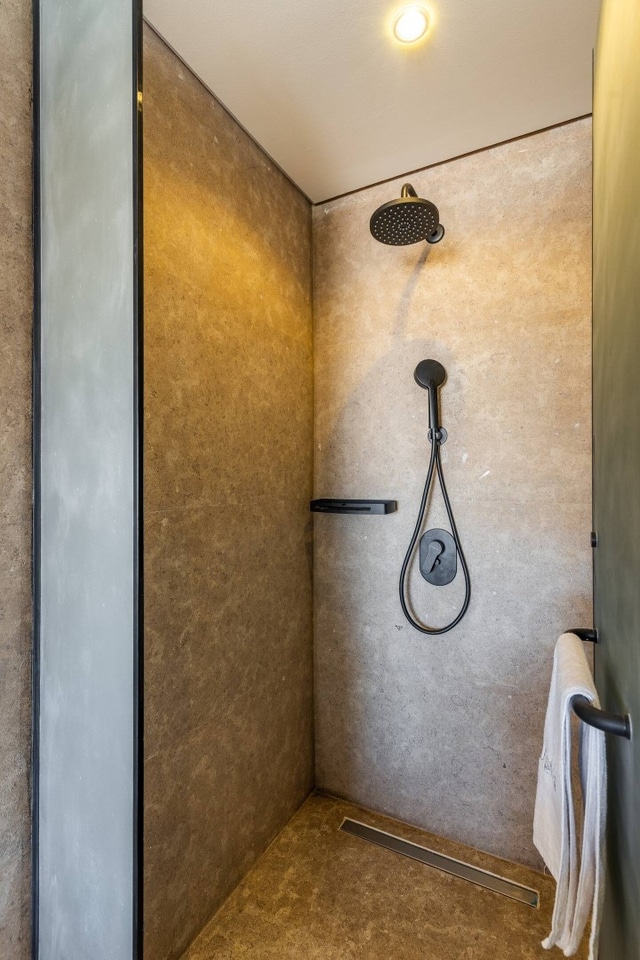 Cozy Beachfront Cabin at Mesca