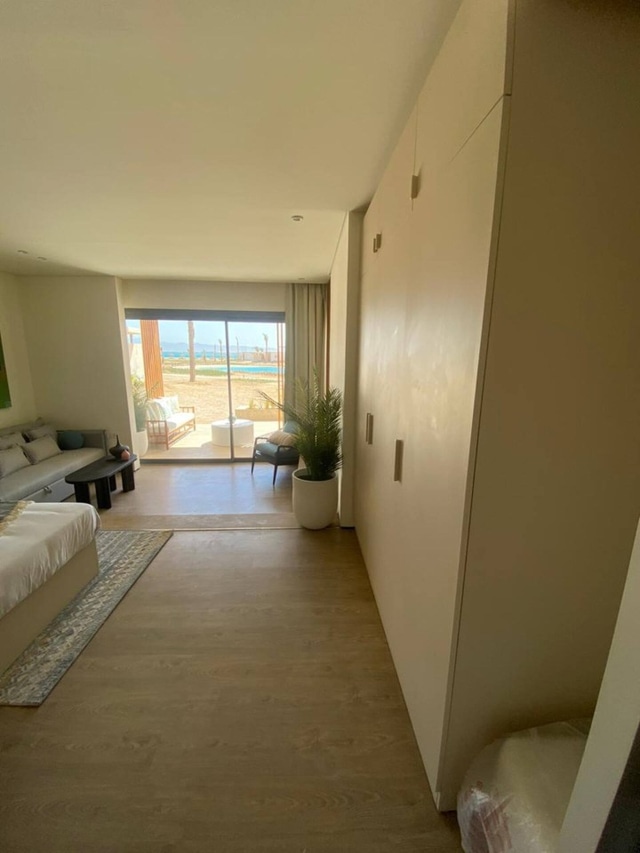 Cozy Beachfront Cabin at Mesca