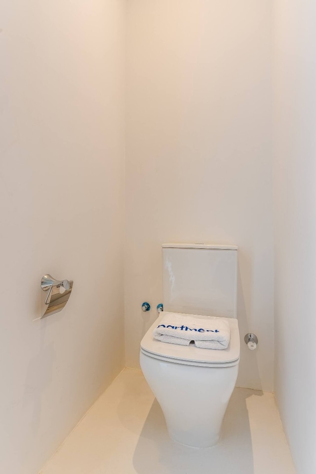 Tranquil Waterside Haven