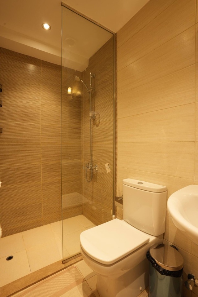 Modern apartment at G-Cribs