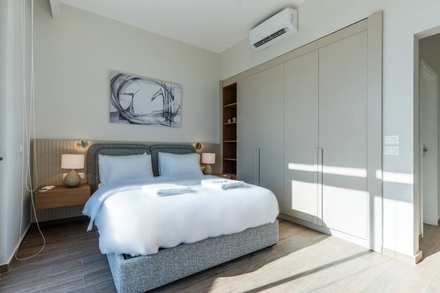 Modern luxury villa in SomaBay