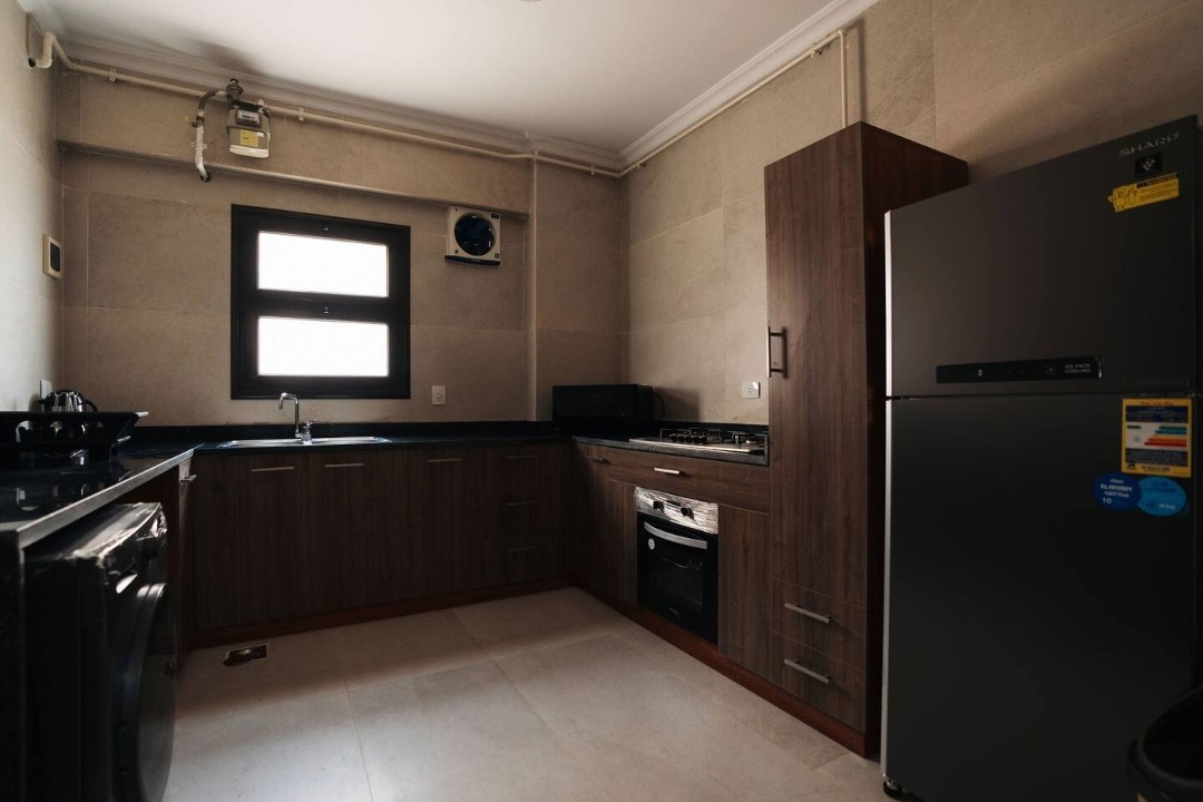 Bright 3BR Home Near Arkan Plaza