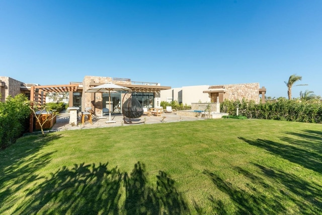 Modern luxury villa in SomaBay