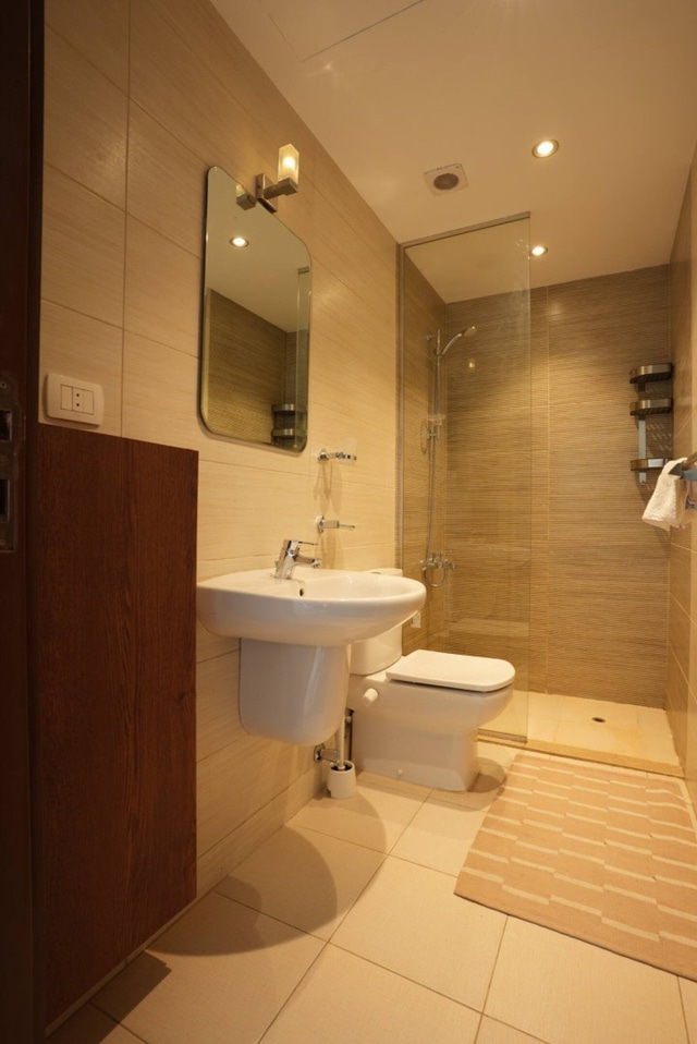 Modern apartment at G-Cribs