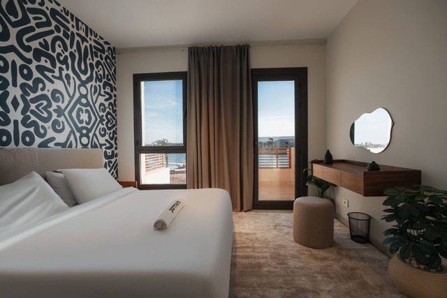 Shedwan Sky Loft | Rooftop Escape with Pool View