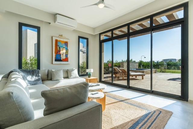 Modern luxury villa in SomaBay