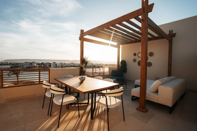 Shedwan Sky Loft | Rooftop Escape with Pool View