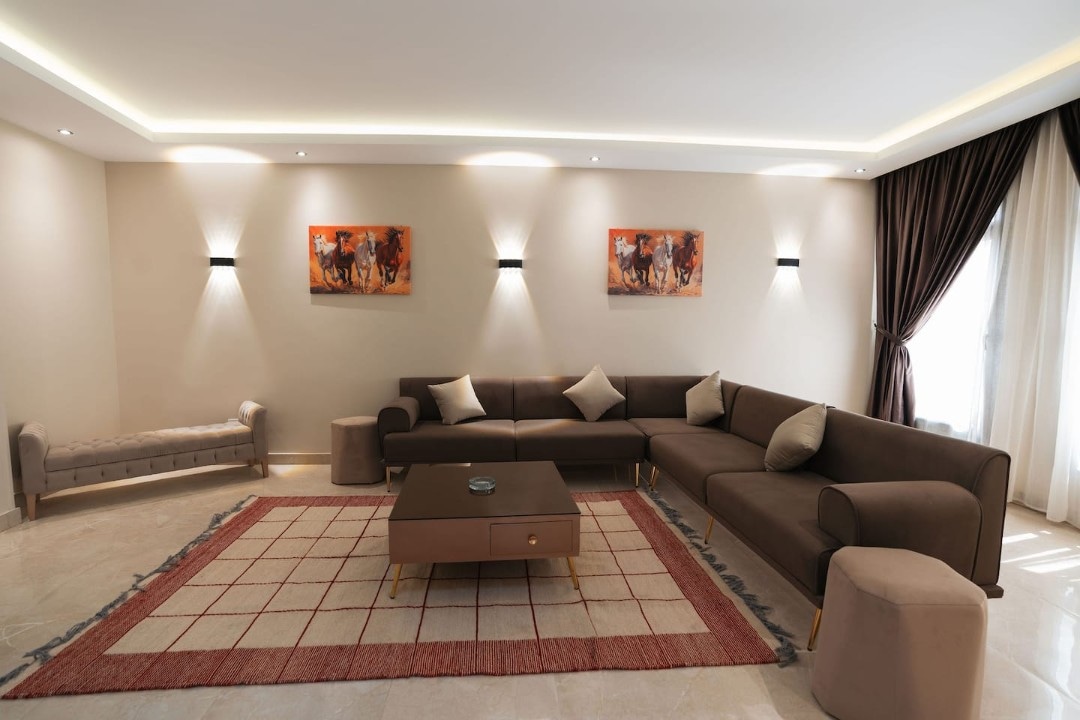 Prime 3BR Apartment in Sheikh Zayed